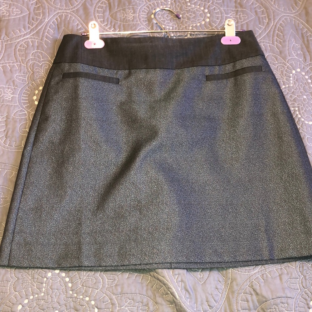 Shiny navy skirt